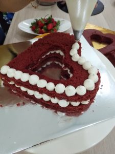 red velvet cake decoration